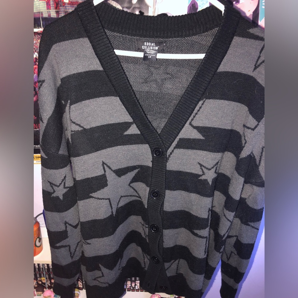 “Social Collision” Hot Topic star sweater grunge 🤍